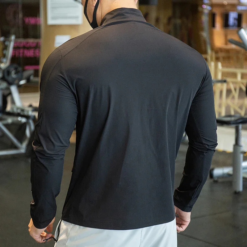 เสื้อแจ็คเก็ตผู้ชายผ้าไอซ์ซิลค - Outdoor Sport Windbreaker บทวิจารณ์และราคา